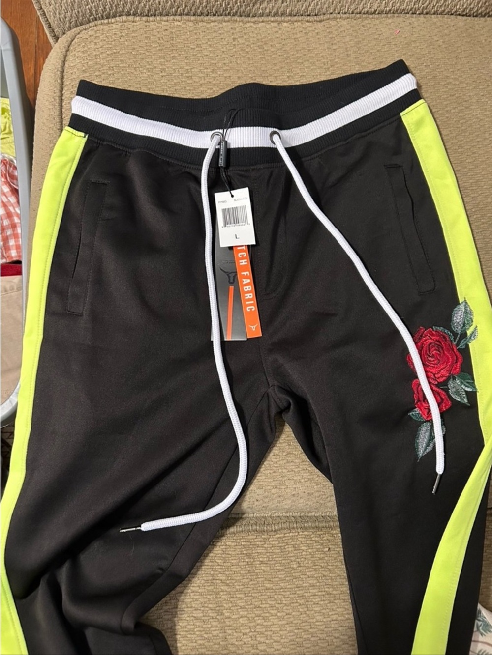 Screenshot Men’s Black Track Pants